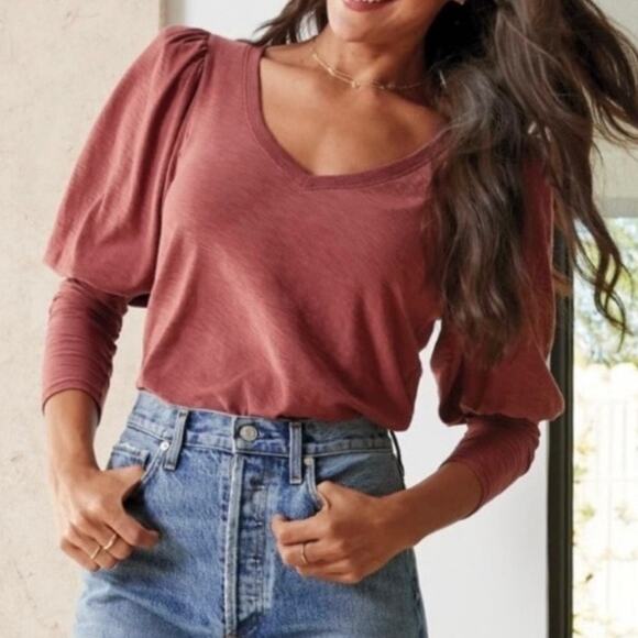 Nation LTD Emilia V-Neck Puff Drama Sleeve Top in Rusted Rose Size Medium - Picture 2 of 11